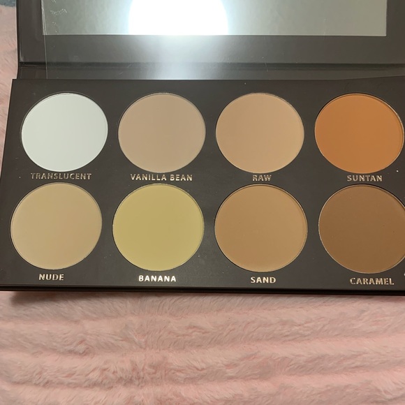 Kab Cosmetics Contour Palette - Picture 1 of 2